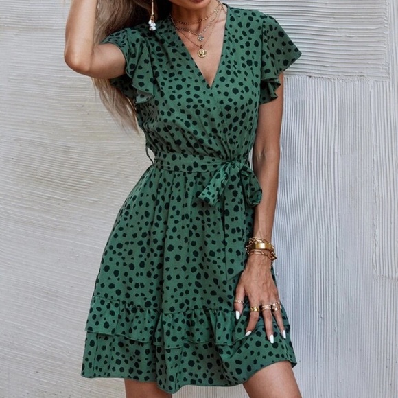 NEW‼️Layered Ruffle Hem Dress - Picture 4 of 6